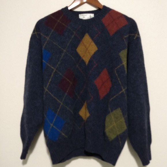 St. Michael Men’s Sweater - Picture 1 of 5